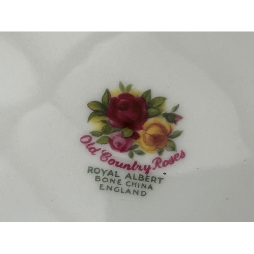 123 - Vintage Royal Albert Old Country Roses Fine Bone 
China Plates (x6)