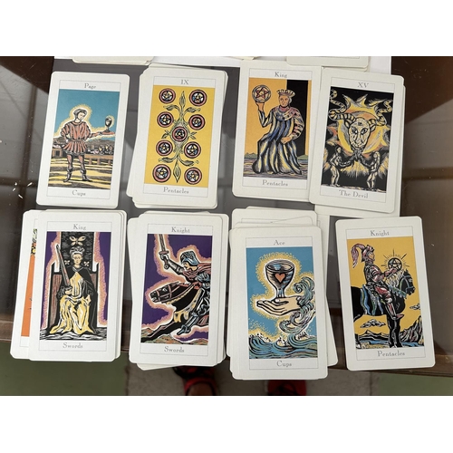 171 - Set of Big Tarot Card Deck