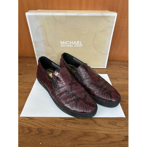 88 - Pair of Michael Kors Burgundy Shoes Size 9