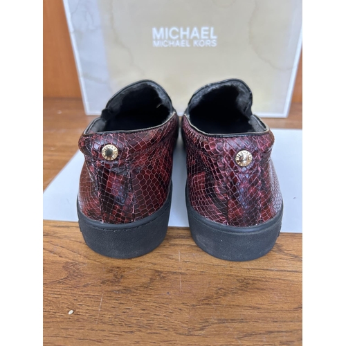 88 - Pair of Michael Kors Burgundy Shoes Size 9