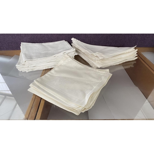 428 - Collection of 28 Dinner Napkins