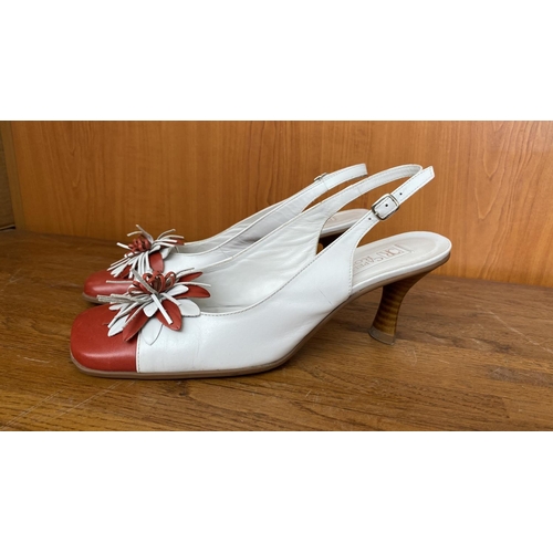 125 - Capelli Rossi White and Red Women's Leather Shoes Size 39 Made in Italy