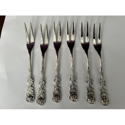 354 - Set of 6 Vintage Silver Plated Dessert Forks