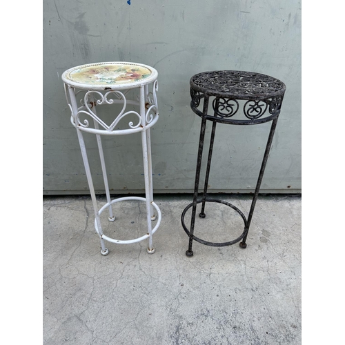 167 - x2 Small Vintage Metal Circular Side Tables