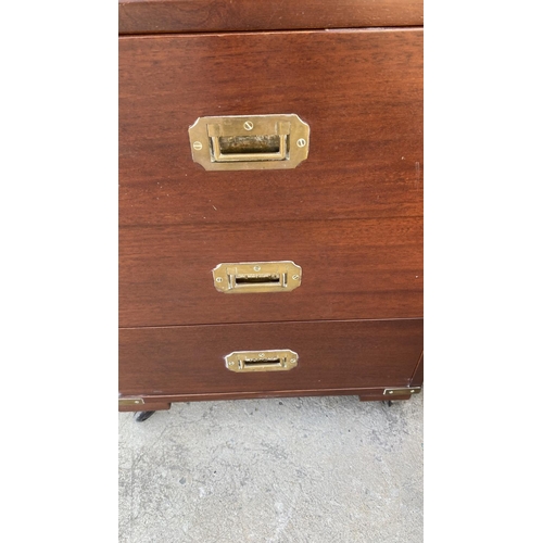 197 - Vintage Mid-Century Single Bed with Mattress and Bedside Table with Brass Corners (100 x 200cm)