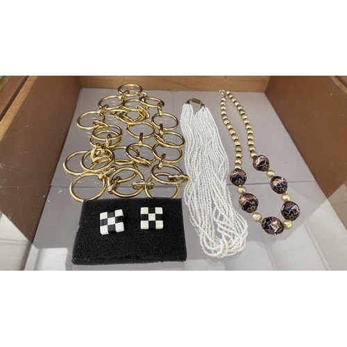 258 - x2 Vintage 1950's/60's Necklaces, Pop Art Earrings and Metal Chain Belt