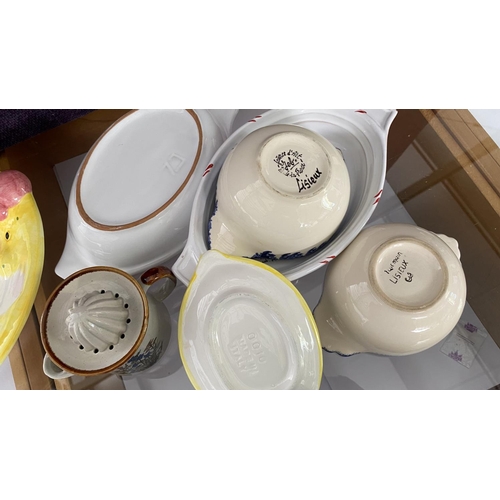 259 - Interesting Assortment of Crockery Items