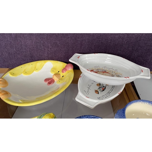 259 - Interesting Assortment of Crockery Items