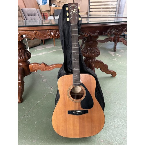 52 - Yamaha FG-400A Acoustic Guitar