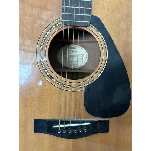 52 - Yamaha FG-400A Acoustic Guitar