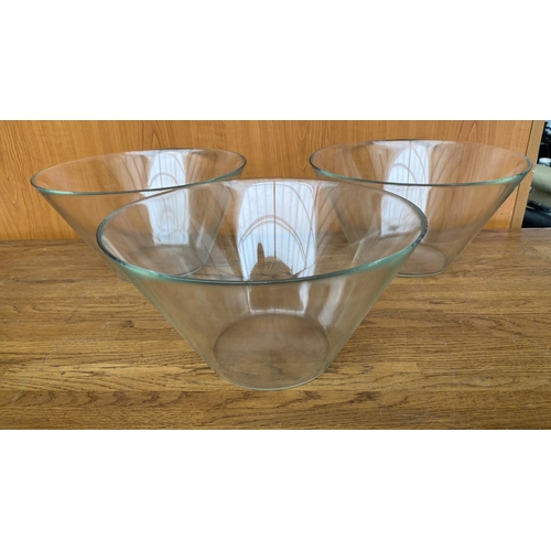 107 - x3 Clear Glass Cone Shaped Salad Bowls