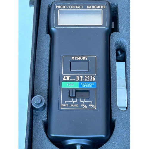 163 - Revolution Counter Meter with Optimal Measurement Capability