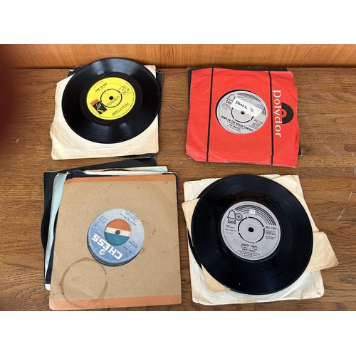 171 - x20 Vintage Vinyl Records 45rpm