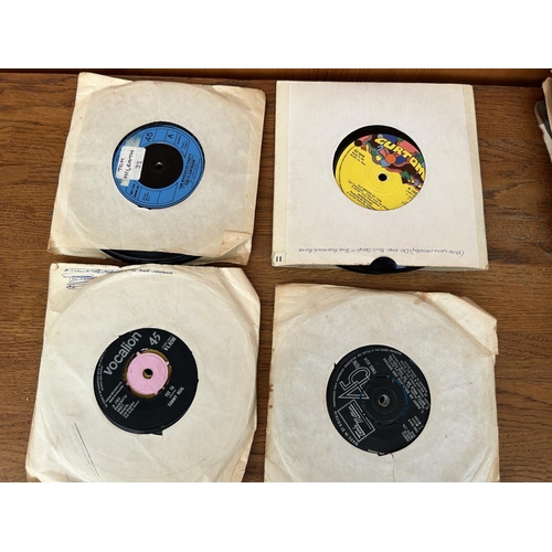 33 - x20 Vintage Vinyl Records 45rpm