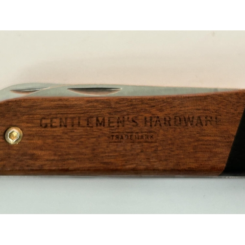 134 - Gentlemen Hardware Axe No.625 Multi Tool