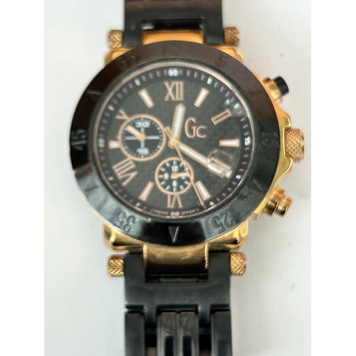 539 - Cc Guess Chronograph Watch with Date Display (Needs Battery)