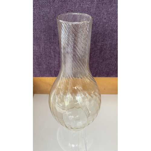 119 - Vintage Oil Lamp Glass Shade (Bottom diameter 7cm)