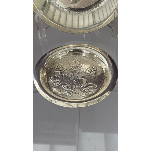 19 - x2 Small Decorative Silver Dishes/Ashtrays Embossed with Flowers (104.4gr)