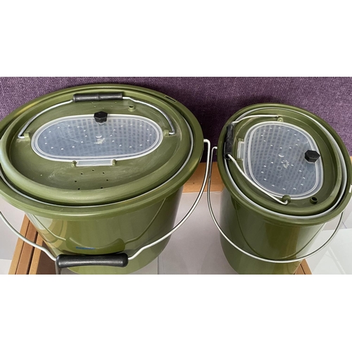 269 - x2 Outdoor Portable Fish Boxes Circulating Fishing Buckets (Unused)