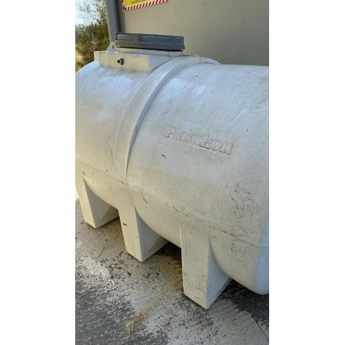 85 - Plastikon S4 2000L Horizontal Cylindrical Water Tank with Legs