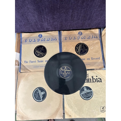 61 - Collection of 10 Vintage Greek Gramophone Records 78rpm