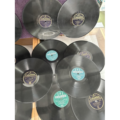 64 - Collection of 15 Vintage Greek Columbia Gramophone Records 78rpm