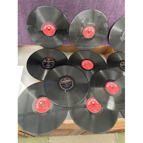 65 - Collection of 17 Vintage Greek Columbia, Parlophone and Other Gramophone Records 78rpm