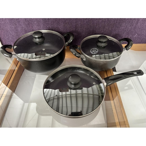 26 - 'Better Chef' Heavy Gauge Aluminium Non-Stick 3-Piece Cookware Set with Cool Handles - Code 'Welcome... 