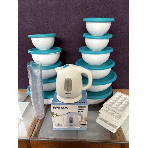 59 - Qty of Sterilite Kitchen Food Containers and Other