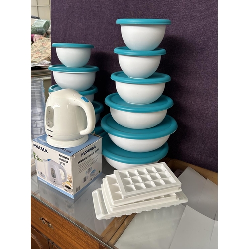 59 - Qty of Sterilite Kitchen Food Containers and Other