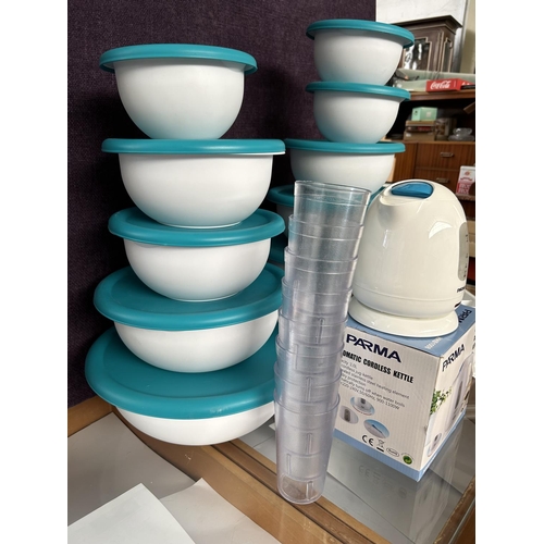 59 - Qty of Sterilite Kitchen Food Containers and Other