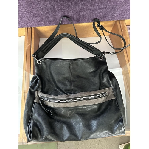 397 - Black Impulsive Hand/Shoulder Bag