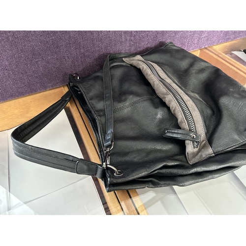 397 - Black Impulsive Hand/Shoulder Bag