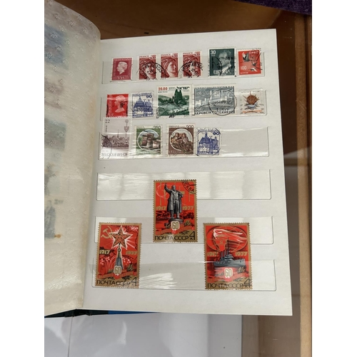 369 - Album of Worldwide Stamps