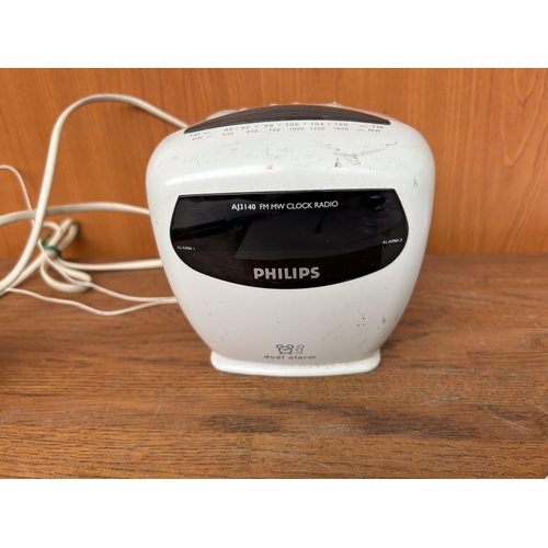 413 - Philips AJ3140 FM MW 1990's Clock Radio