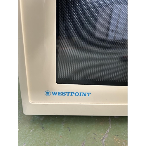 447 - Westpoint Microwave Oven