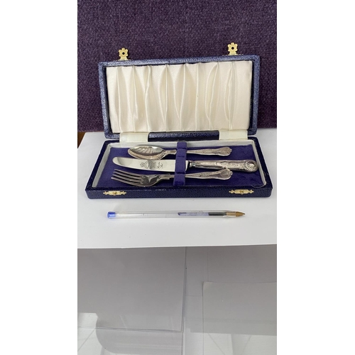 452 - Vintage Sheffield  England Child's EPNS Cutlery Set in Original box