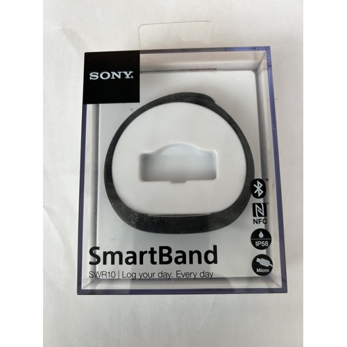 493 - Sony Smart Band SWR10 Exercise Tracker Wrist Band (Unused)