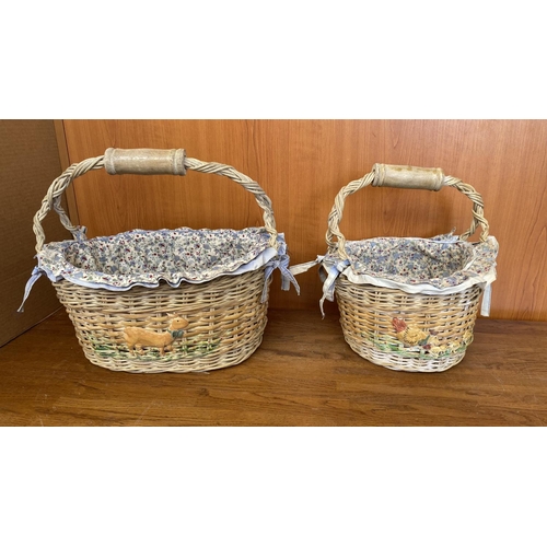 497 - x2 Wicker Picnic Baskets with Lining and Wooden Handles (Unused)