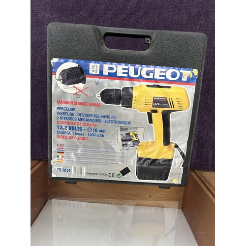 42 - Peugeot TB 1014 Wireless Drill/Screwdriver