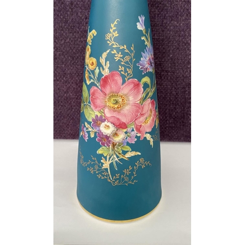 11 - Vintage 1930's Art Nouveau Bavarian Emerald Hand Painted 22k Gold Trimmed Bud Vase H. 32cm