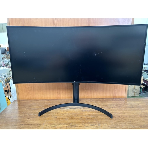 25 - LG 34BL85C-B Large (81cm W.) Concave Display Unit (Untested, No Power Adaptor) - Code DEA Ser. 20MXR... 