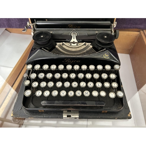 46 - Rare Antique From 1920's German 'Bijou' Typewriter by Seidel and Naumann, Dresden, Serial No.621028/... 