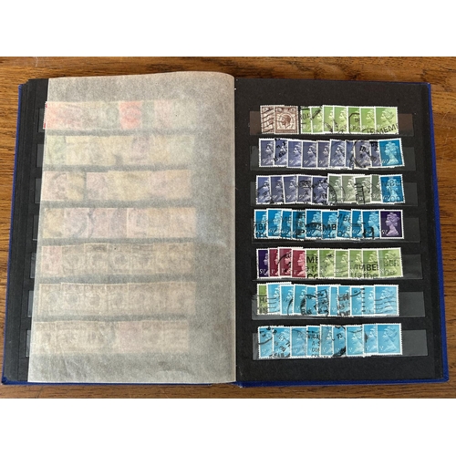 572 - Album Full of Great Britain Stamps from Queen Victoria to Circa 1970