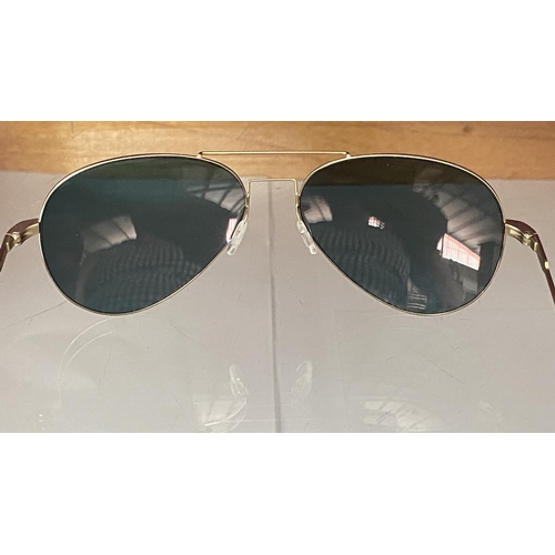 655 - Pair of Victoria Beckham Mirror Sunglasses - Taken Back on 10/9/2024