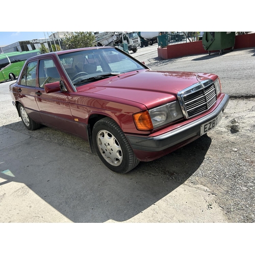 100 - Mercedes 190E Classic Automatic Car, Reg. EZB274, 1993, MOT to 14/10/2025  Red Metallic Paint, 84.40... 