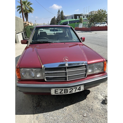 100 - Mercedes 190E Classic Automatic Car, Reg. EZB274, 1993, MOT to 14/10/2025  Red Metallic Paint, 84.40... 