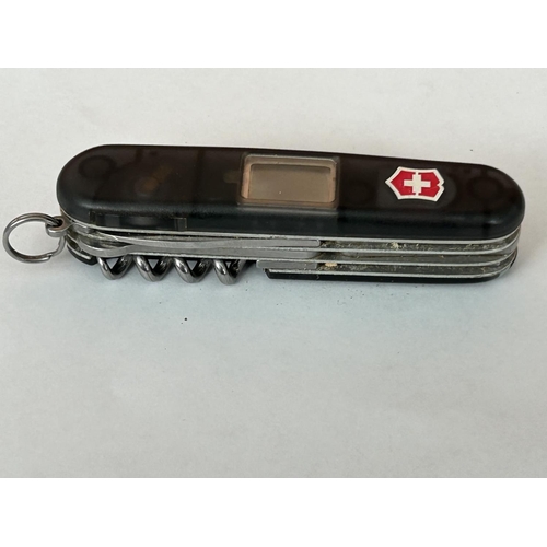 18 - Original Victorinox Swiss Pocket Knife