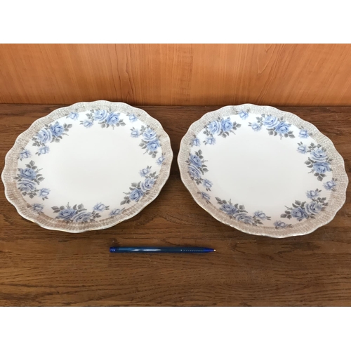 162 - x2 Vintage Bavarian Decorative Plates