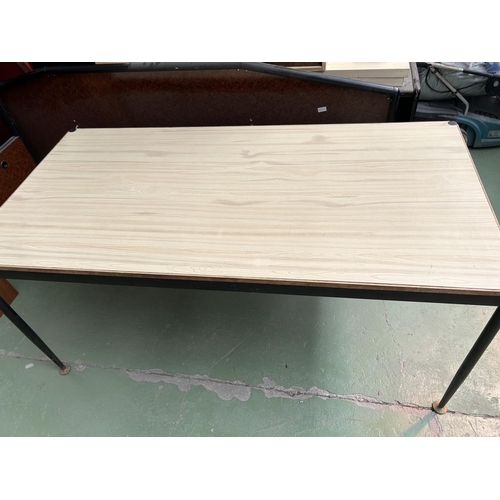 260 - Vintage Mid-Century Formica Top Table (161 W. x 81 D. x 74cm H.)